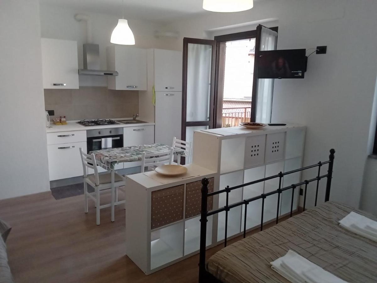 Casa Stefania 3 Leilighet Mandello del Lario Eksteriør bilde