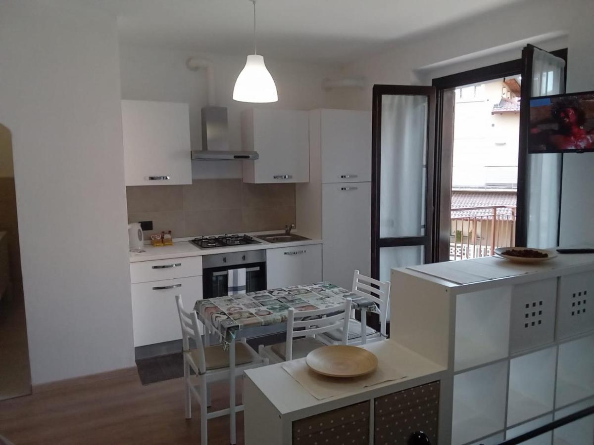 Casa Stefania 3 Leilighet Mandello del Lario Eksteriør bilde
